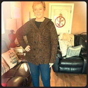 Double breasted brown hoodie sweater